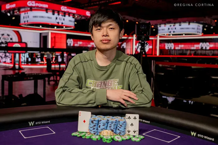 Nghiên cứu sinh Tiến sĩ biến lần đầu tiên có tiền tại WSOP thành vòng tay và $346K