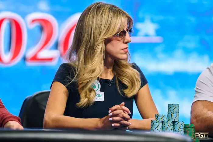 Cỗ máy lọt vào final table