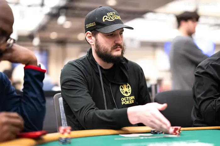 Một Hellmuth mới đang thi đấu tại World Series of Poker