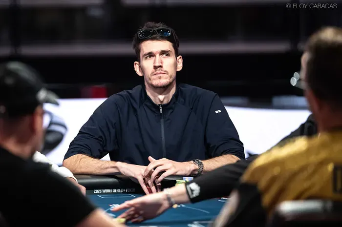 Tay bài poker đốt 250.000 USD mua vào ở WSOP Super High Roller?