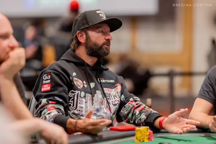 Negreanu trong top 4 Super High Roller