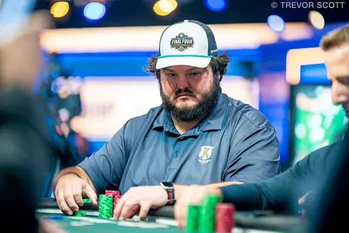 Day 1c của $1,000 Pot-Limit Omaha Thu Hút 1,845 Người Chơi