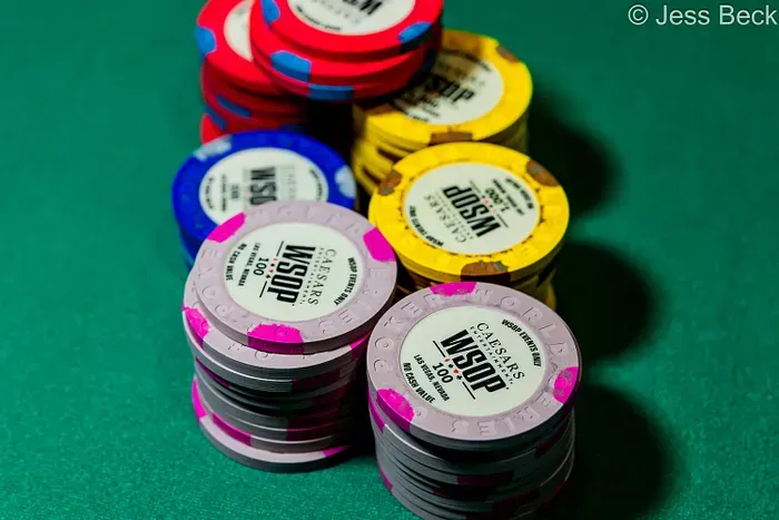 446 Người Vào Day 2 Từ Vòng Bay Cuối Của Mini Main Event
