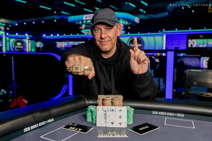 Patrick Stacey giành chiếc WSOP bracelet đầu tiên tại sự kiện $2,500 Mixed Triple Draw Lowball