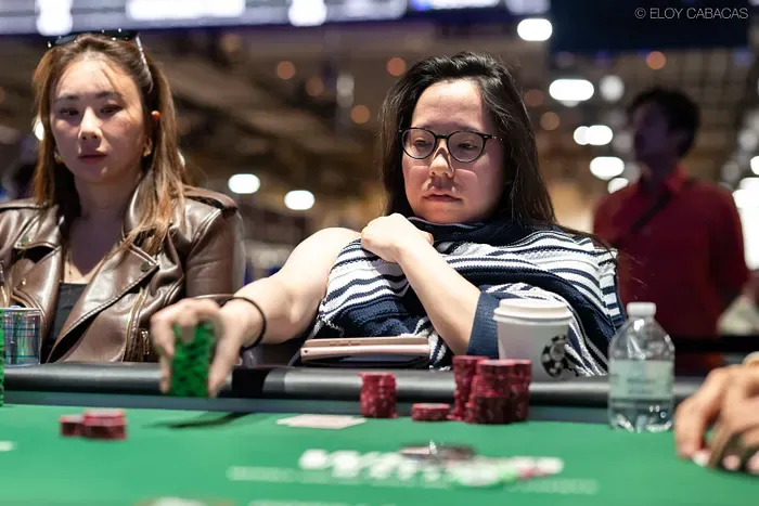 Ryuta Nakai dẫn đầu Day 1a Main Event