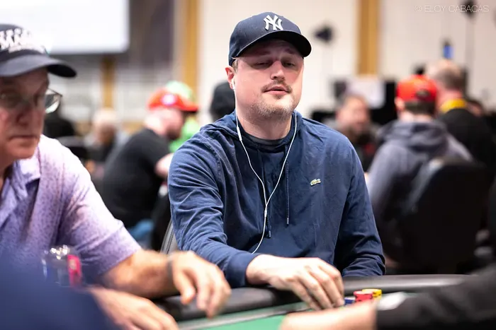 Ryan Bambrick, Naoya Kihara và Ian Simpson Tiến Bộ Từ Ngày 1 Của $600 Ultra Stack