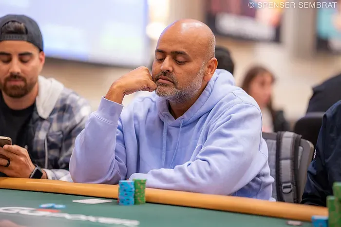 Người chơi poker bỏ chồng chip WSOP Main Event để chơi cash game $1/$2 và đi xem phim