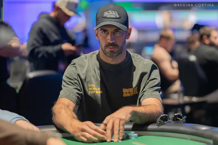 Ultra Stack và Mystery Bounty PLO