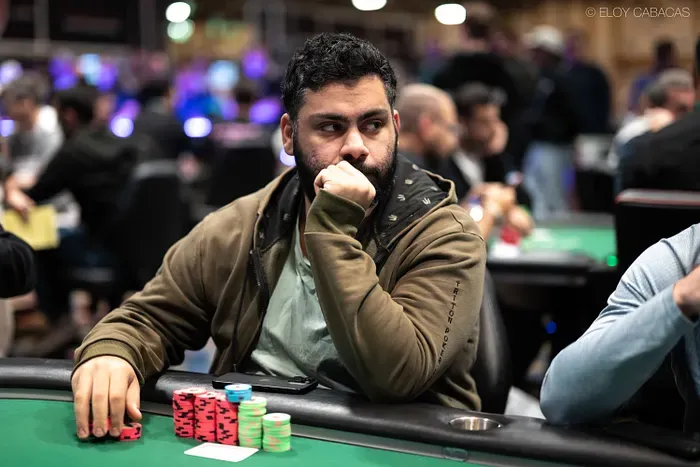 Main Event Vượt Bubble, Michael Mizrachi Còn Cơ Hội Bảo Vệ Danh Hiệu