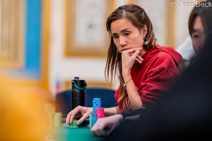 Yanting Jiang dẫn đầu lớn ở $3,000 Mid-Stakes Championship