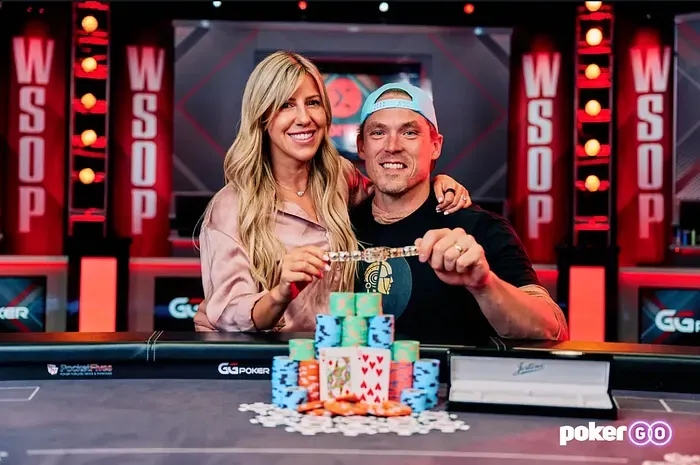 Gia đình Foxen tiếp tục năm thành công với chiến thắng $100,000 tại ODB $500 Fantasy Poker League