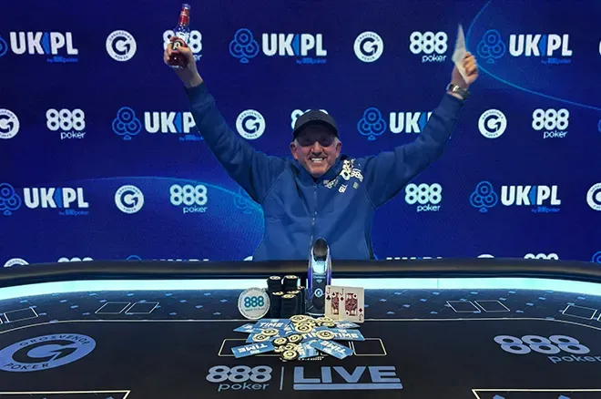 Adam Wilkinson lội ngược dòng từ 5 big blind giành chức vô địch 888poker UKPL Reading Main Event