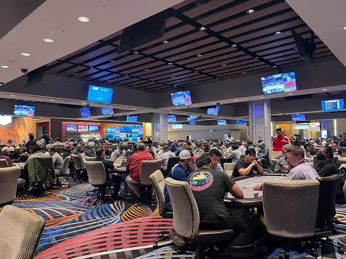 Main Event và các sự kiện nổi bật