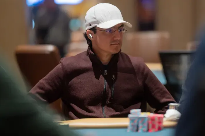 Ván bài của giải đấu? Chadha overbet turn và river