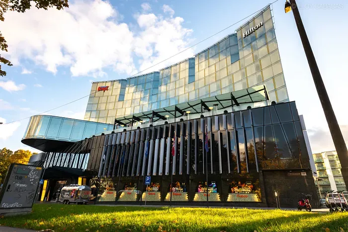 PokerNews Queens Crown trở lại, sự kiện phụ và cash game 24/7