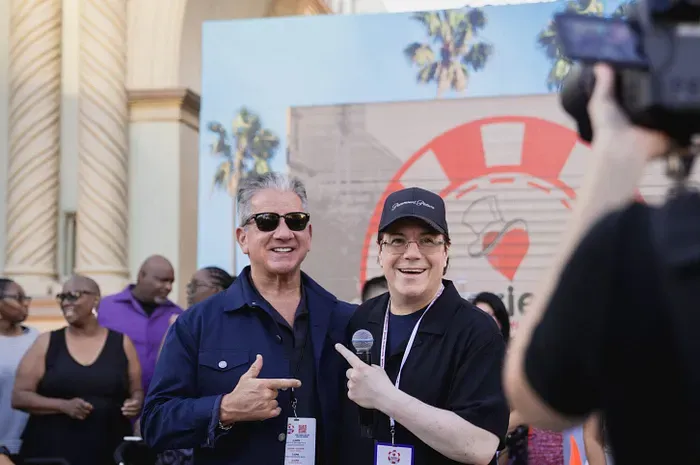 Sự kiện poker từ thiện tại SoCal do Jamie Gold và Bruce Buffer tổ chức quyên góp được 250.000 USD