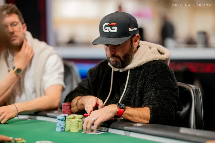 Negreanu lội ngược dòng trước khi để thua trở lại