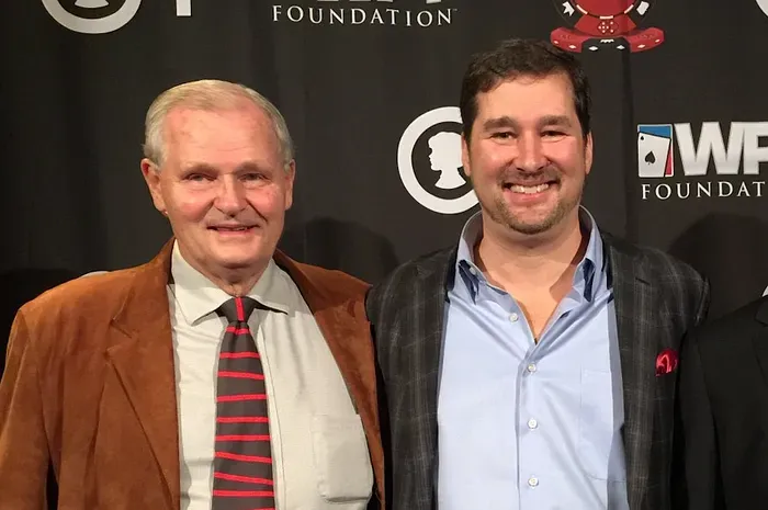Phil Hellmuth Sr. qua đời; con trai tưởng nhớ di sản gia đình mạnh mẽ