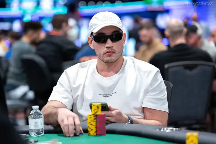 WCOOP-M Main Event: Abreu tìm danh hiệu thứ hai