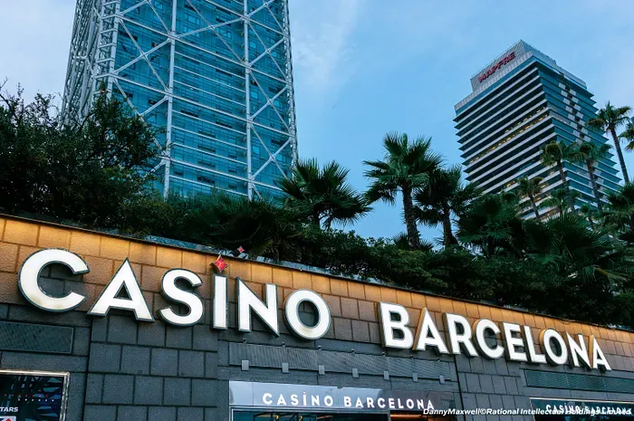 Mọi giải đấu tại Casino Barcelona Sixers Festival đều thi đấu sáu người
